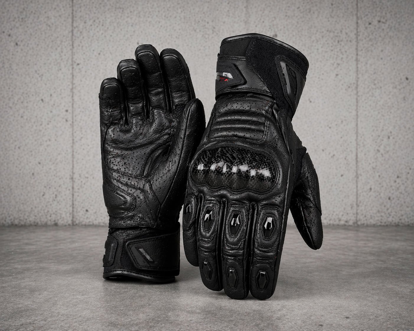 Guantes de moto negros con protección de nudillos